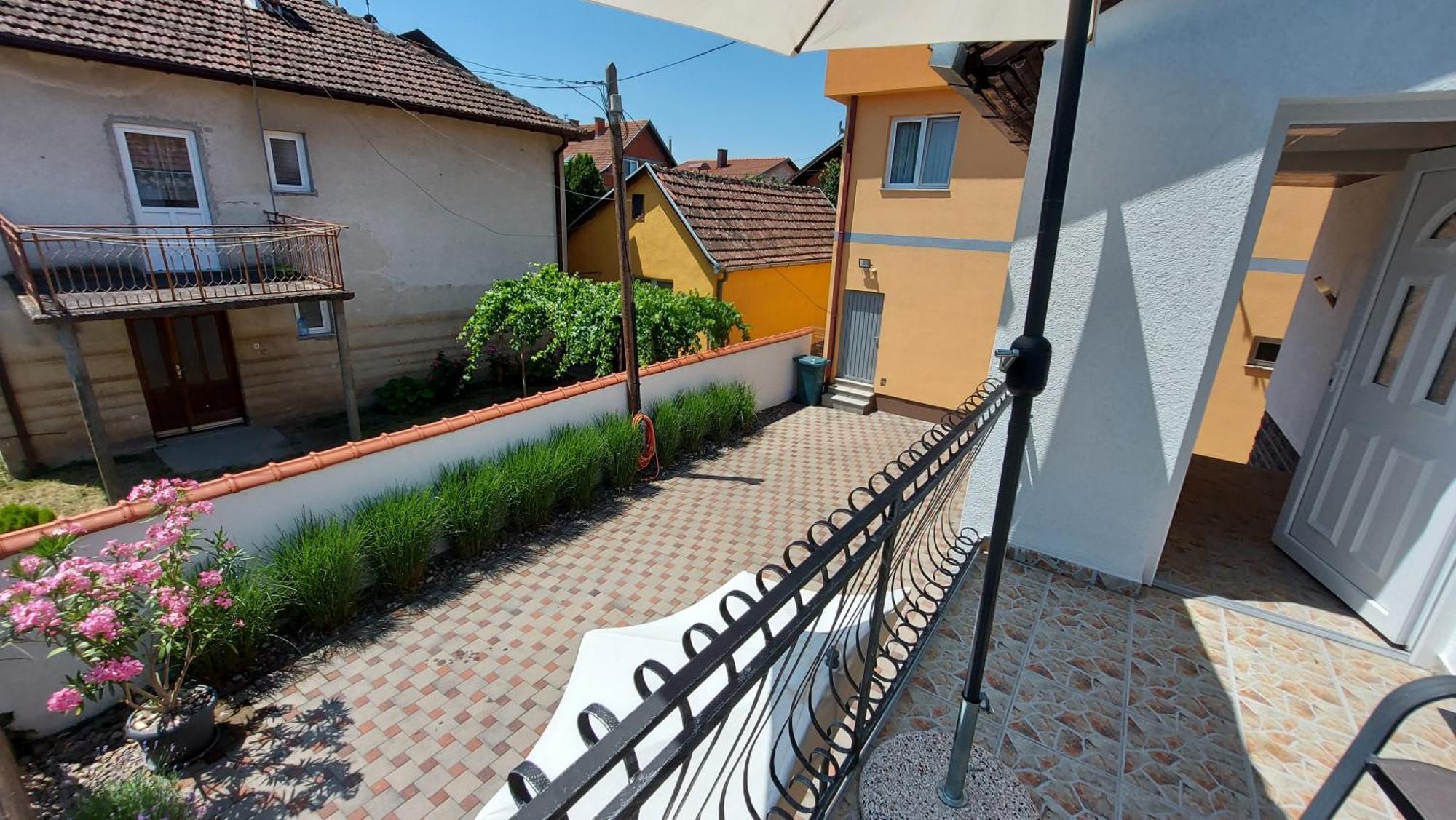 Apartment Kapetanovic Bosanski Samac Oda fotoğraf